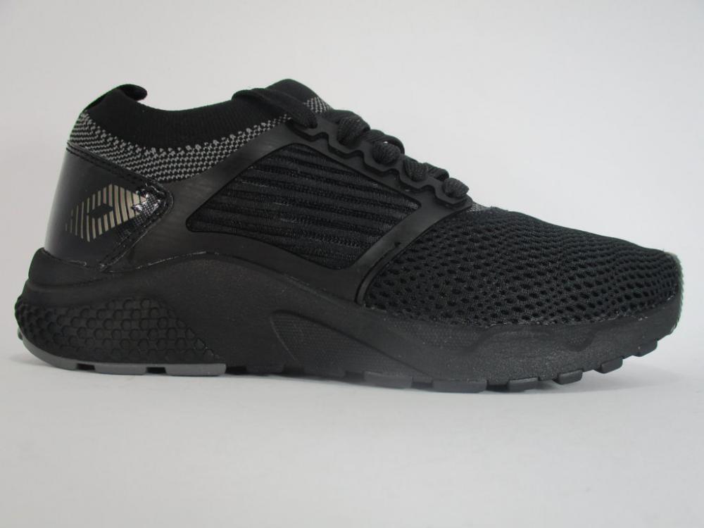 Scarpe da ginnastica Lotto Breeze UP T4037 nere da donna, vista laterale