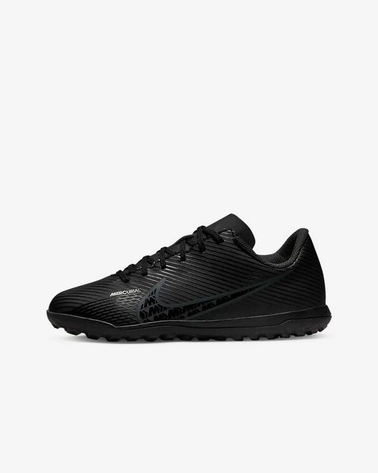 Nike Boys&#39; soccer shoe Mercurial Vapor 15 Club Turf DJ5956 001 black-white