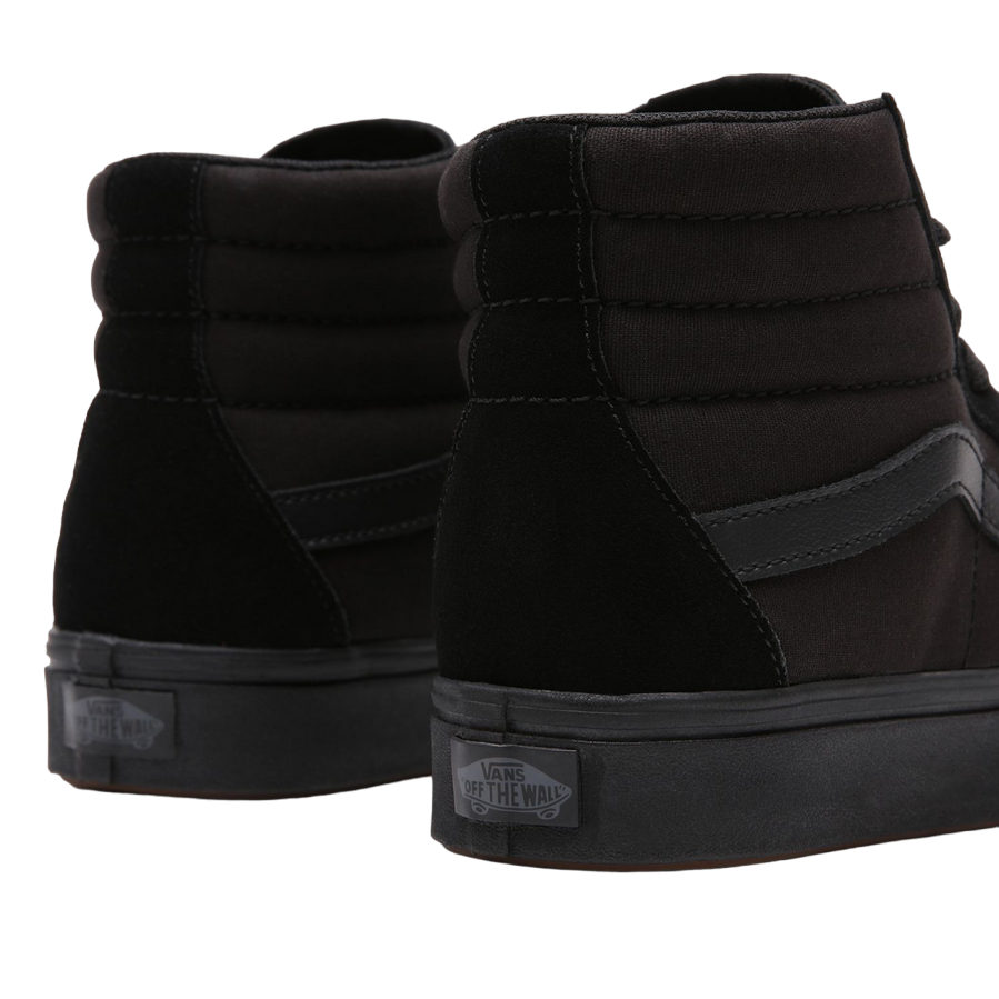 Vans high top sneakers for men and women Comfycush Sk8-Hi vn0a3wmbvnd1 black-black