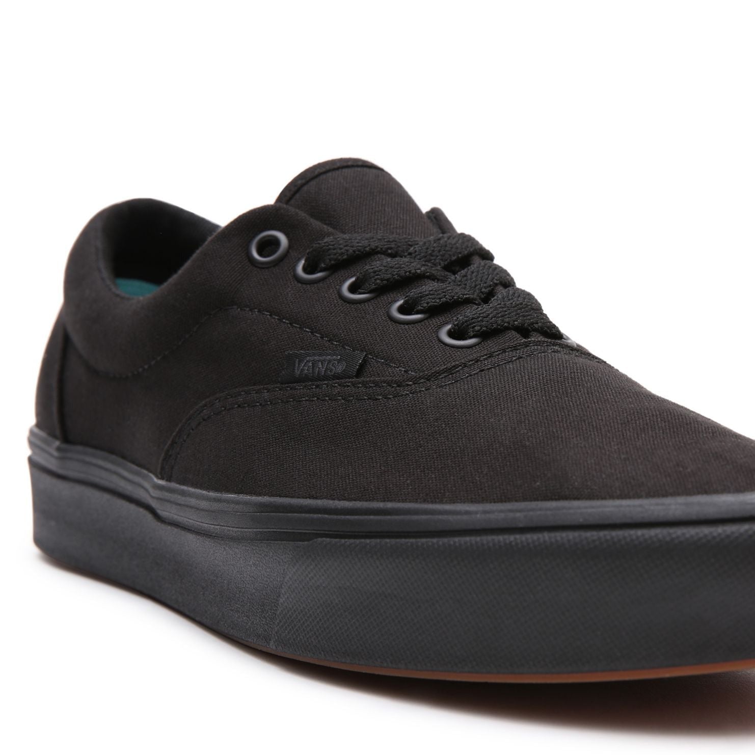 Vans ComfyCush Era VN0A3WM9VND1 adult sneakers shoe in black