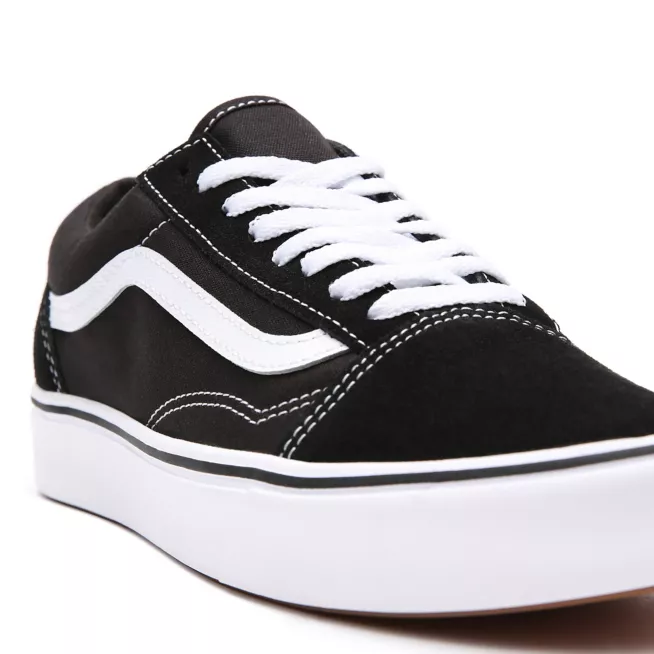 Vans adult sneakers shoe Comfycush Old Skool VN0A3WMAVNE black white